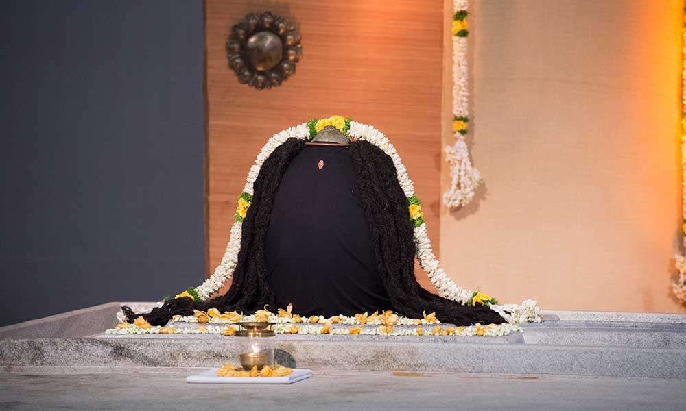 Image of the Adiyogi linga consecrated by Sadhguru